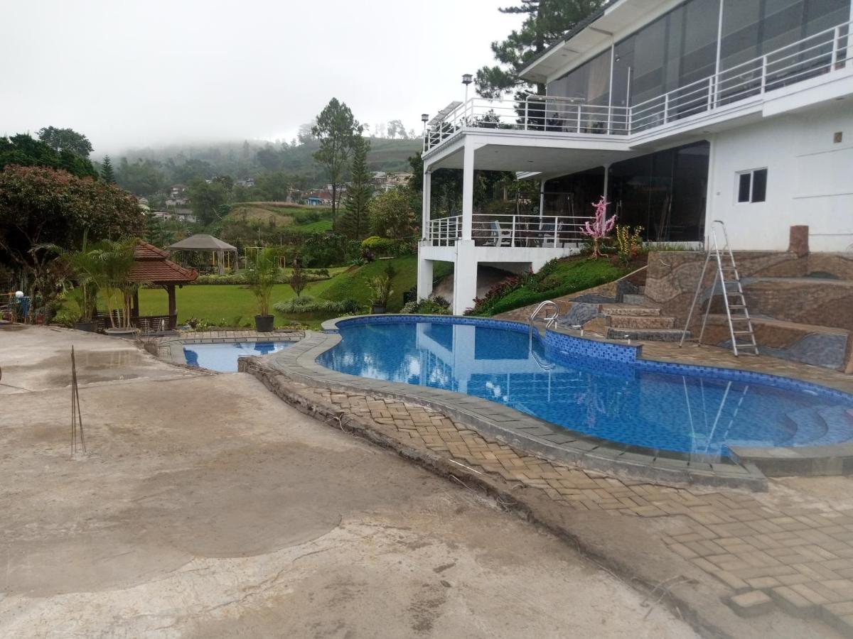 Villa Kaca 88 Cianjur Ngoại thất bức ảnh