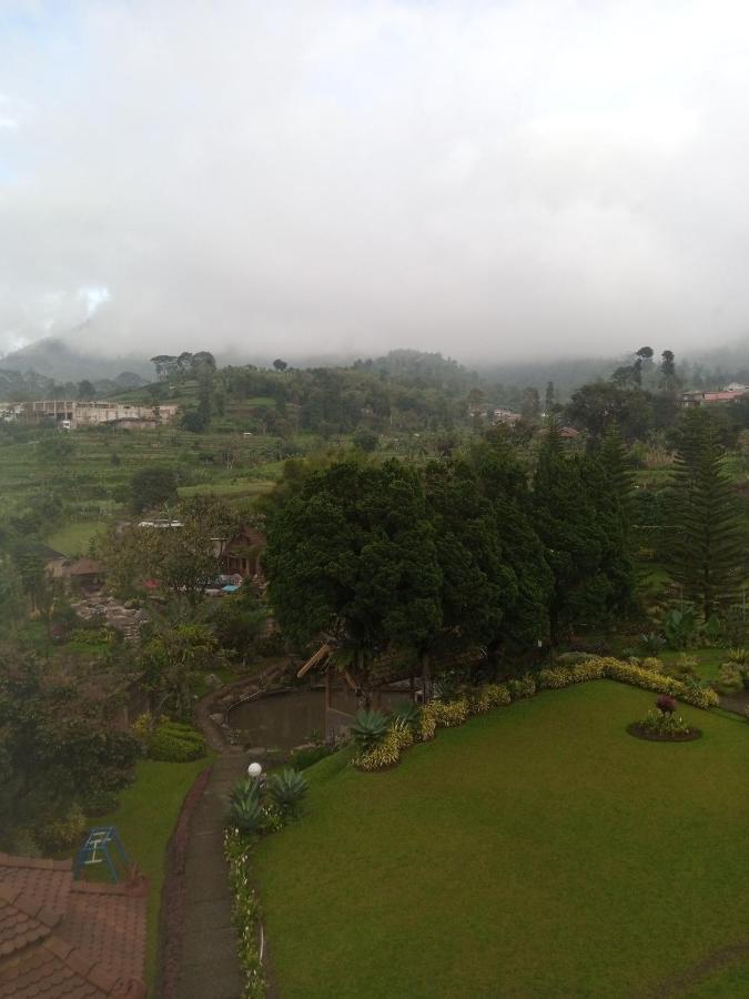 Villa Kaca 88 Cianjur Ngoại thất bức ảnh